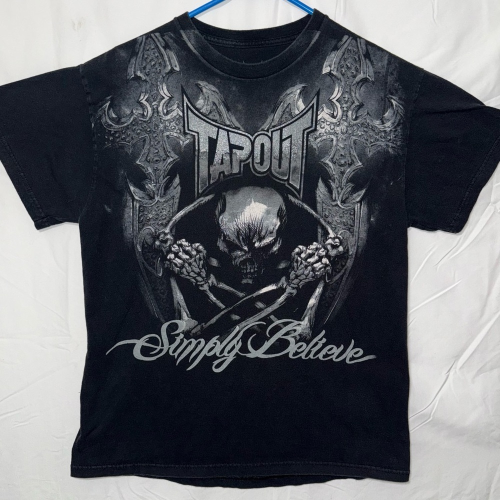 Vintage Tapout “Simply Believe” MMA T-Shirt L | Heart of a Warrior